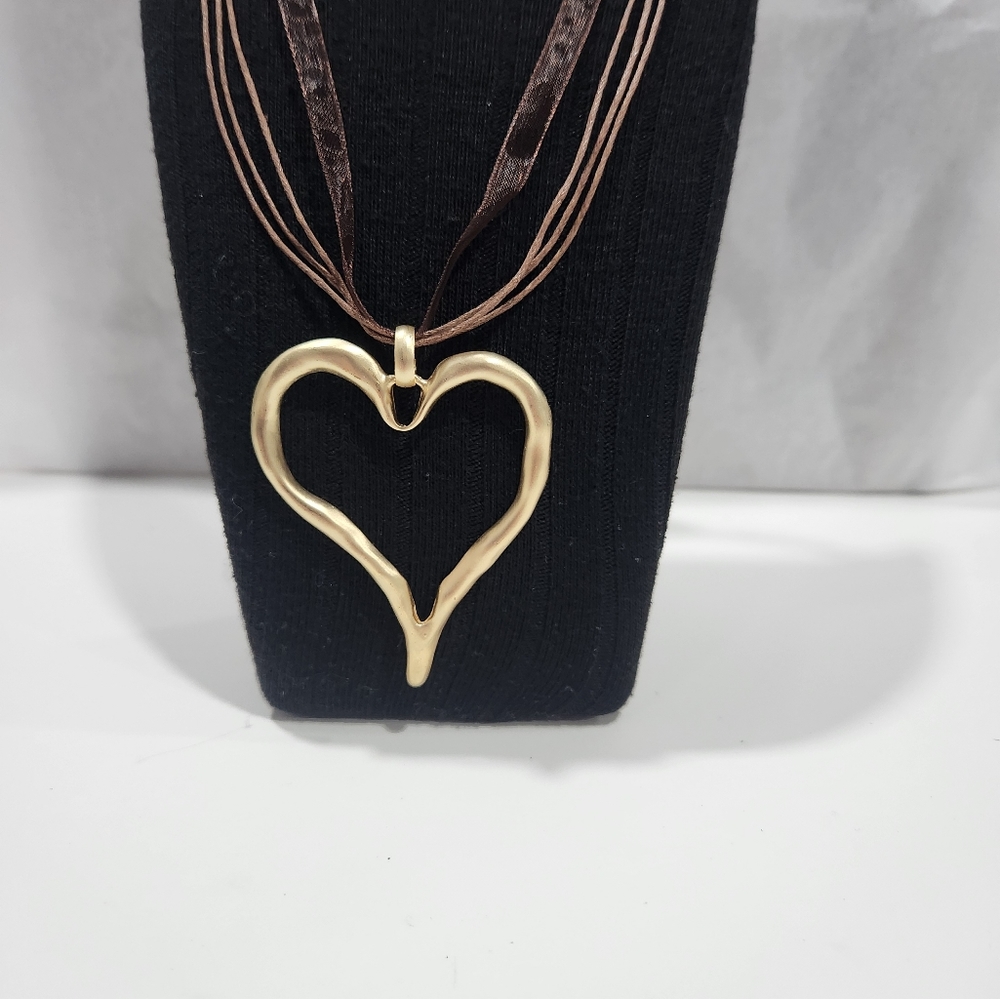 Fashionable Pendant